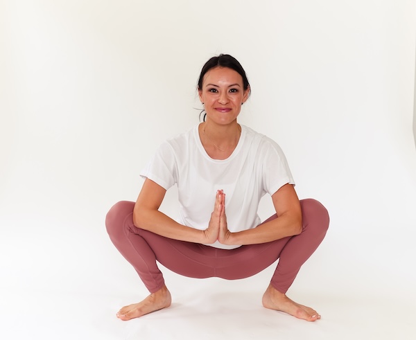 pelvic-floor-exercises-for-constipation-squat