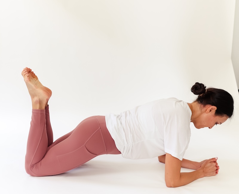 modified plank for weird perimenopause symptoms